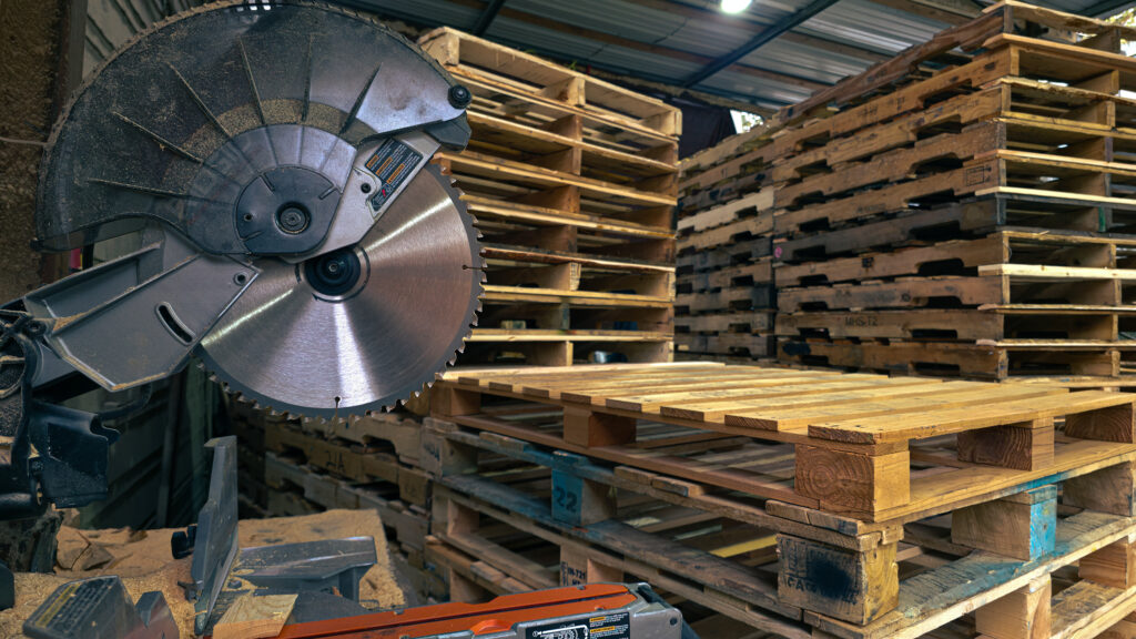 custom new pallets supplier in Surrey, BC